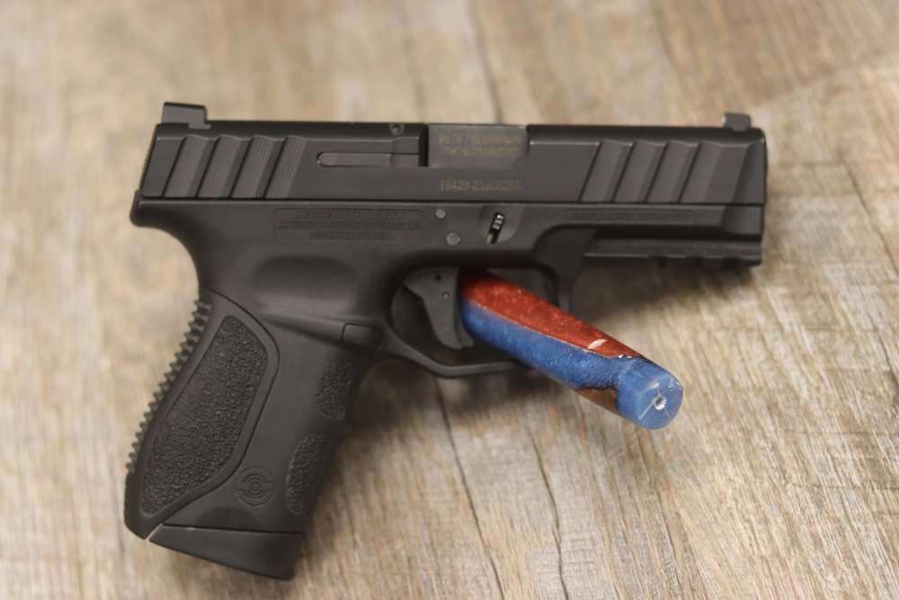 STOEGER STR9 9mm IN CASE WITH 4 MAGS 4INCH BARREL 30453969-img-0