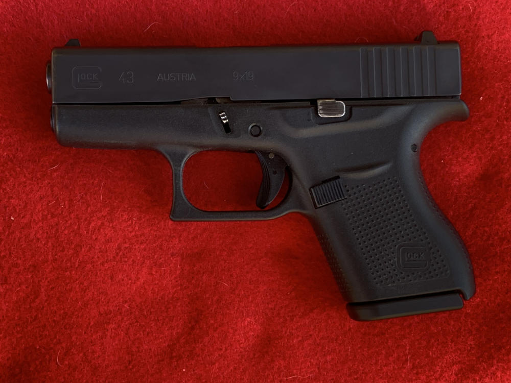 Nice Glock 43, black, 9mm, 3.4" bbl-img-9