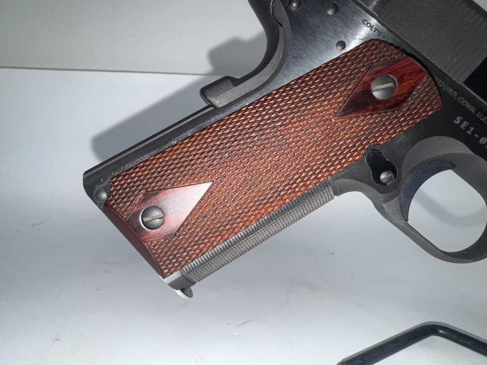 Colt 1911 Series 70 Limited Edition 45ACP 5" barrel-img-9