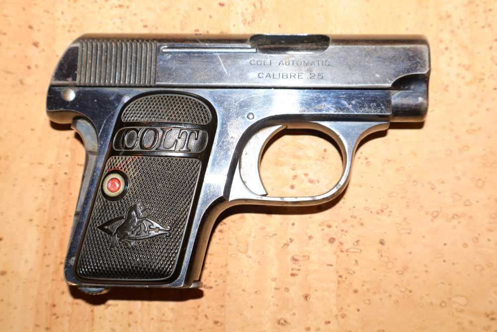 Colt hammerless 25 acp with factory holster RARE-img-3