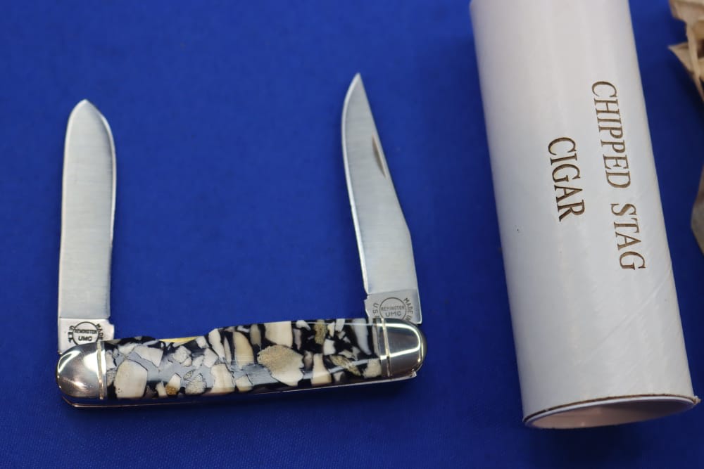 Remington UMC RE44CS Chipped Stag Cigar Knife 1997 USA Mint in Tube Folder -img-1