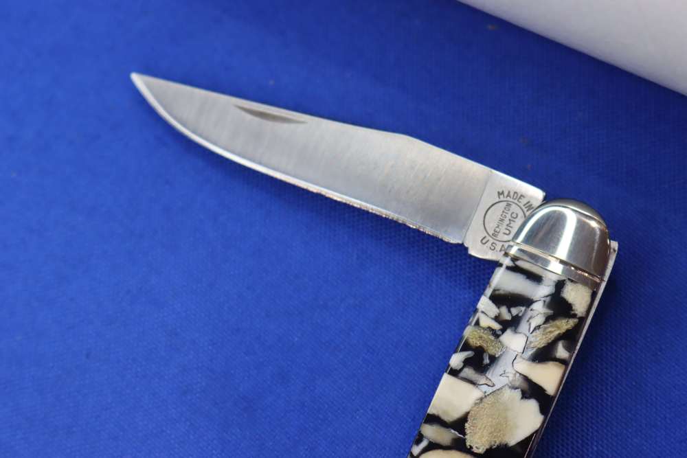Remington UMC RE44CS Chipped Stag Cigar Knife 1997 USA Mint in Tube Folder -img-4