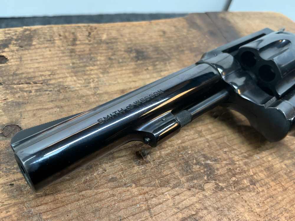Vintage Smith & Wesson Mod. 31-1 Mint WITH BOX *PENNY*-img-3