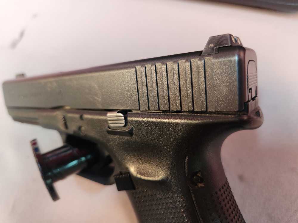 *POLICE TRADE IN* GLOCK 22 GEN4 40S&W USED! PENNY AUCTION!-img-2