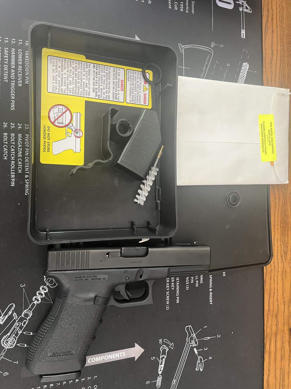 Very Nice Factory Glock 21C Gen 3 complete w/Tub, mags, paperwork, etc.  -img-16