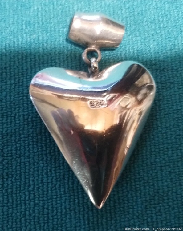 Silver Heart Pendant, Vintage. 9 grams Sterling Silver-img-1
