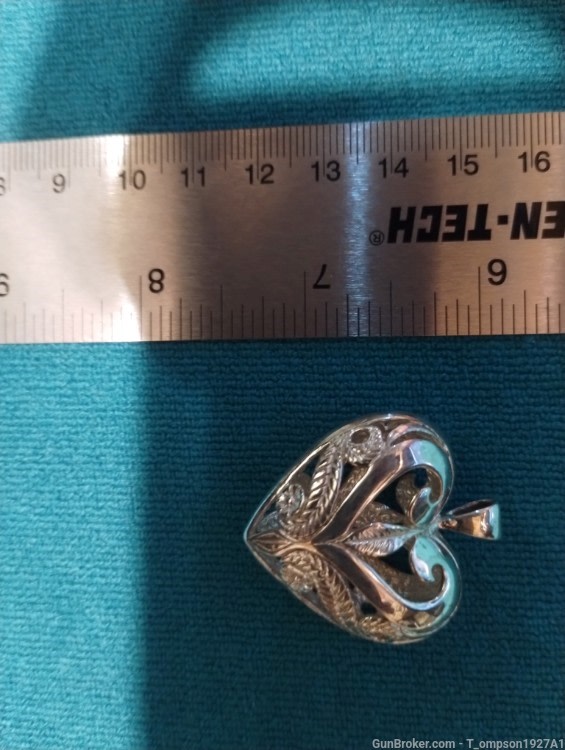 Vintage Heart Pendant, 14.5 grams Sterling Silver -img-1