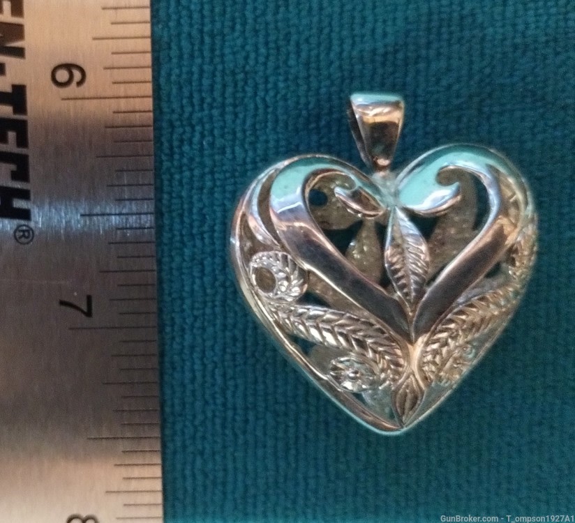 Vintage Heart Pendant, 14.5 grams Sterling Silver -img-0