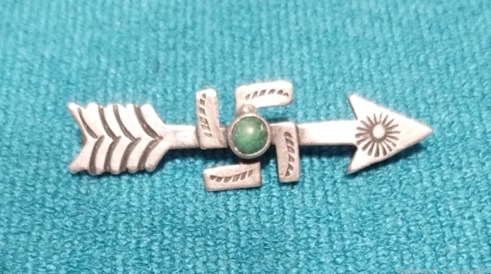 Extremely Rare Fred Harvey Navajo Nation Small Arrow Pin-img-0