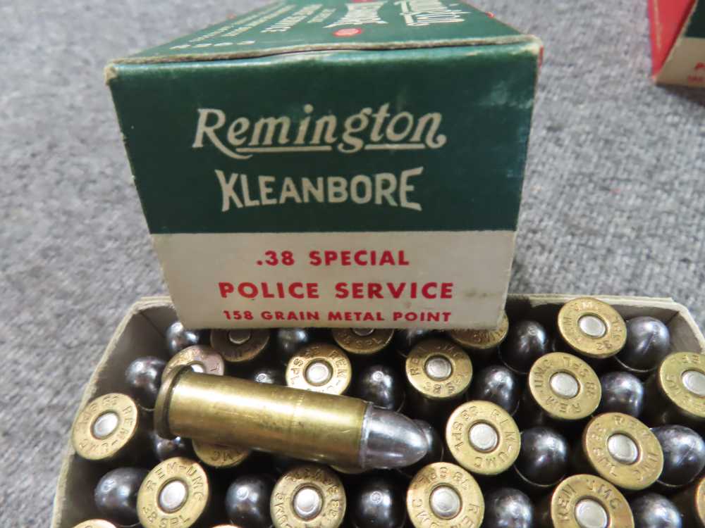 4 BOXES-200 RDS REMINGTON KLEANBORE .38 SPECIAL POLICE AMMO-BEAUTIFUL BOXES-img-1