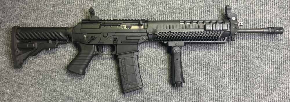 *AWESOME* SIG SAUER SIG556 Semi-Auto Rifle w /16" Barrel - 556/223-img-0