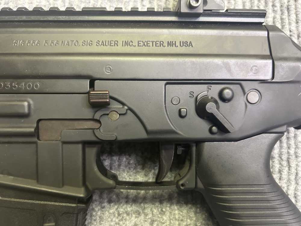 *AWESOME* SIG SAUER SIG556 Semi-Auto Rifle w /16" Barrel - 556/223-img-22