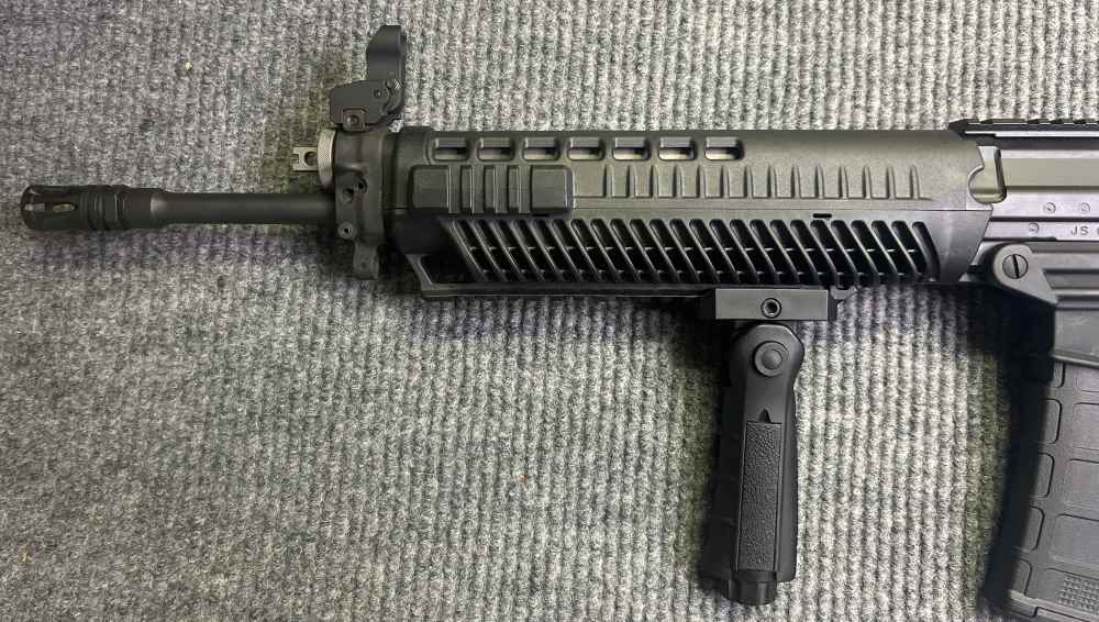 *AWESOME* SIG SAUER SIG556 Semi-Auto Rifle w /16" Barrel - 556/223-img-7