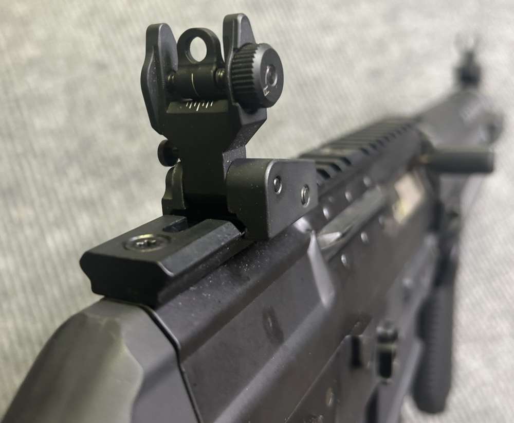 *AWESOME* SIG SAUER SIG556 Semi-Auto Rifle w /16" Barrel - 556/223-img-18