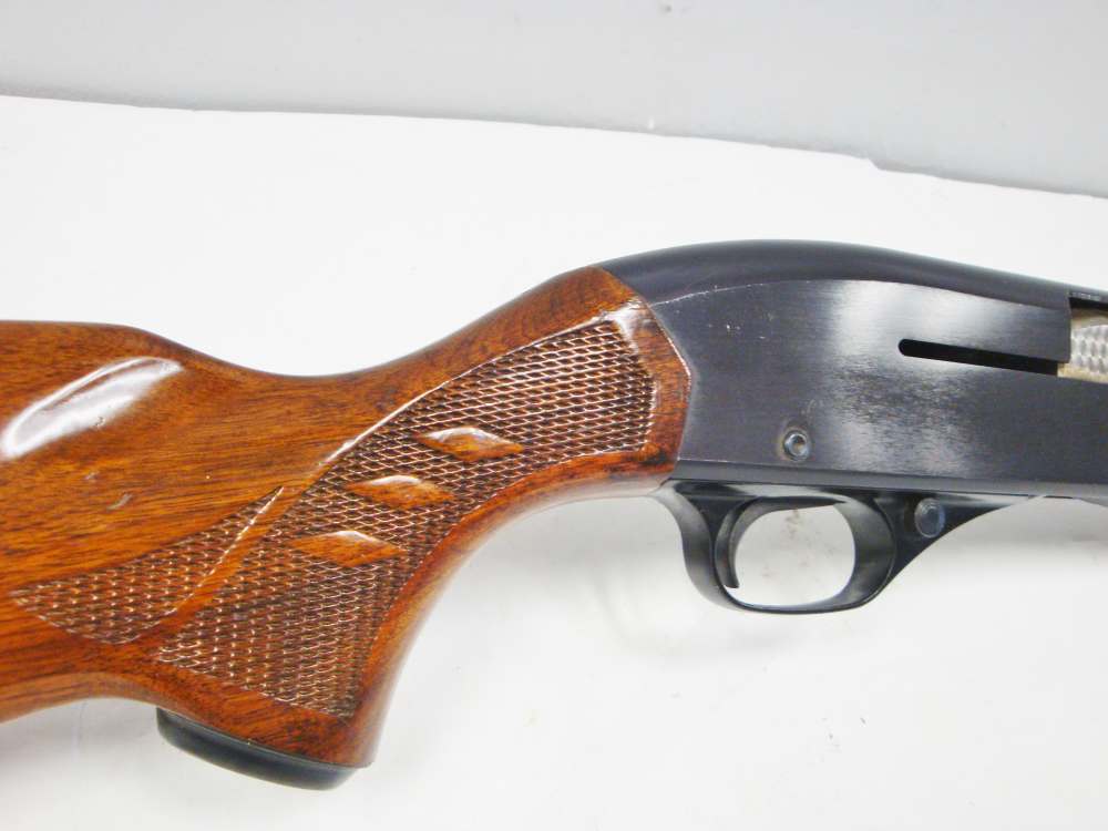 Winchester 1400 12 Ga. Semi Auto Shotgun 18”-img-4