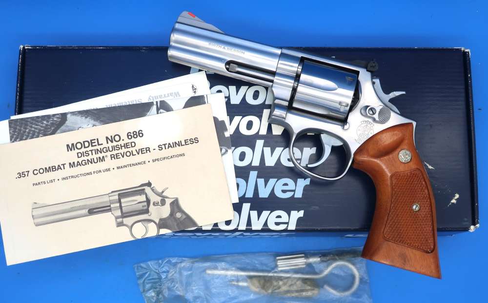 Smith & Wesson 686-1 357 Mag w/Box, Papers Near Mint ca. 1986-img-0