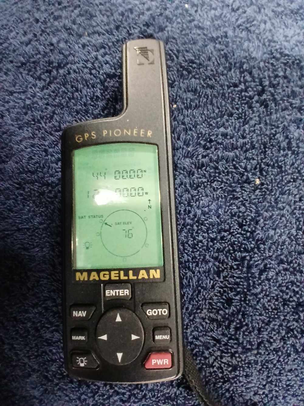 MAGELLAN PIONEER GPS  HANDHELD  P-2116 -img-4