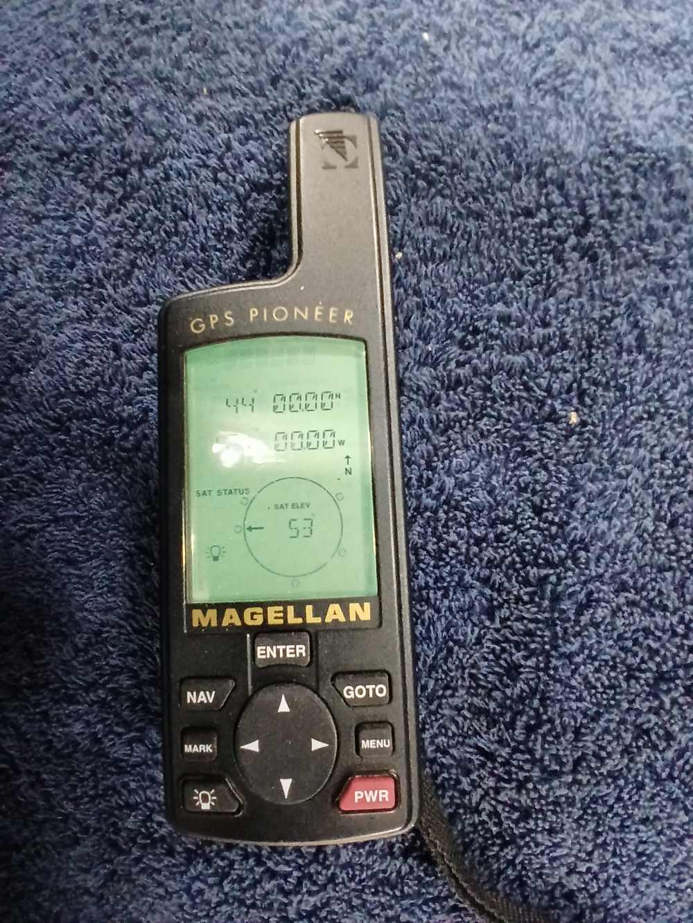 MAGELLAN PIONEER GPS  HANDHELD  P-2116 -img-3