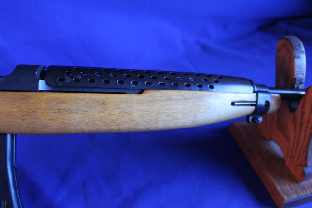 Plainfield M1 Carbine 30 cal in excellent condition -img-3