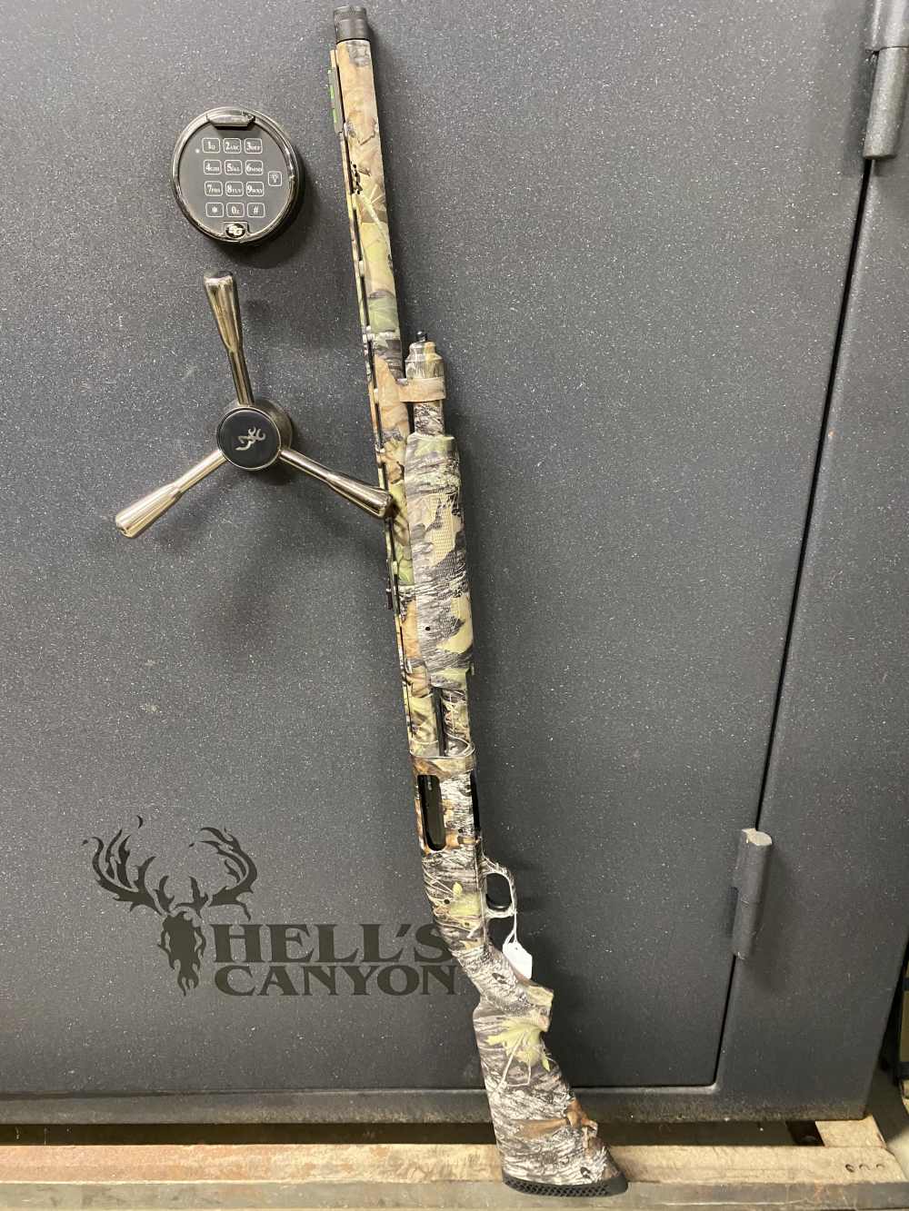 Mossberg 835 ulti magnum camo ported 12ga. Pump shotgun READ-img-0