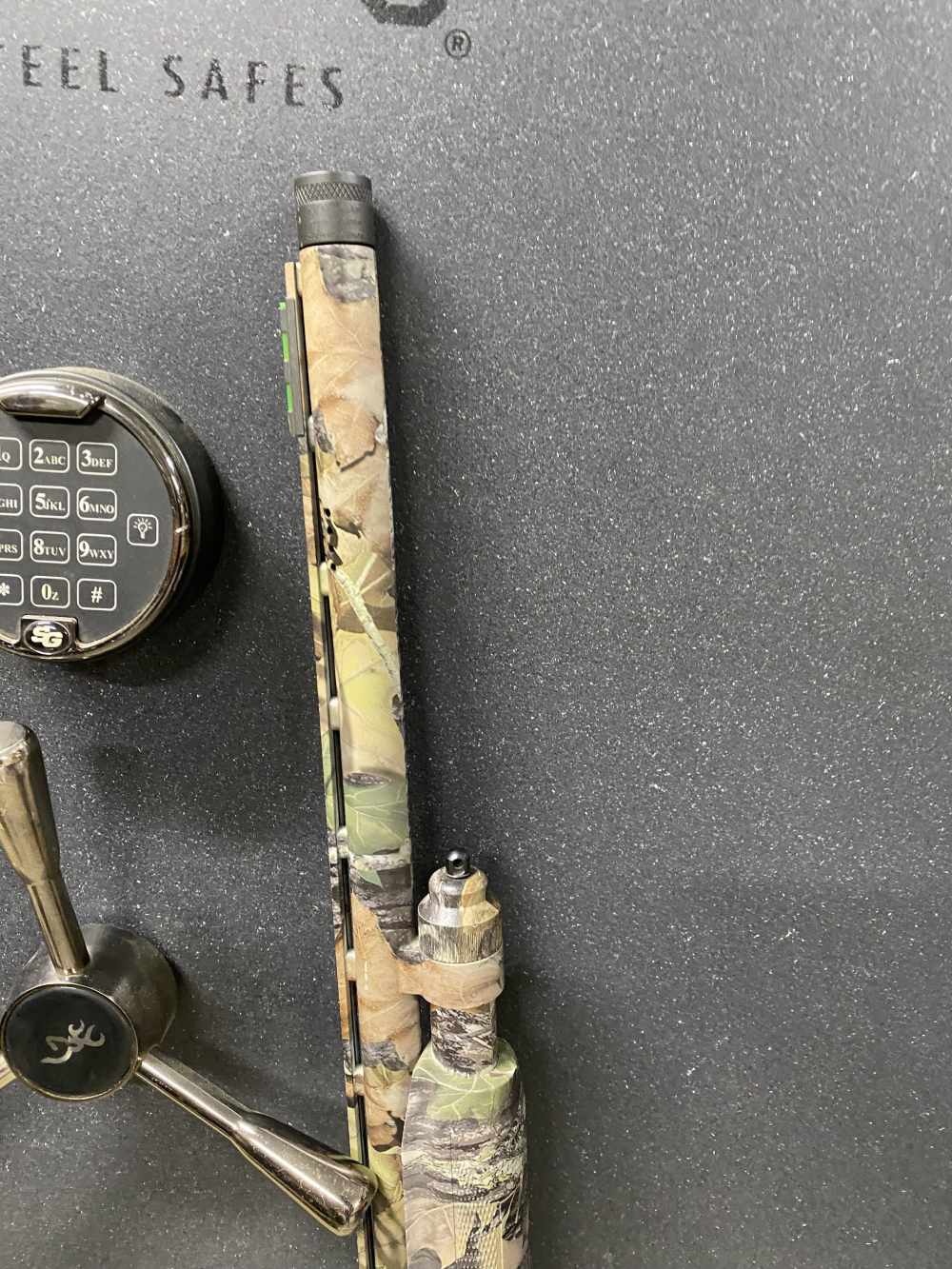 Mossberg 835 ulti magnum camo ported 12ga. Pump shotgun READ-img-4