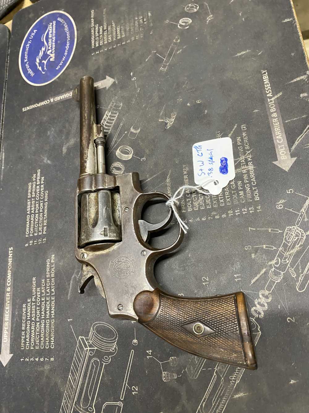 Smith & Wesson s&w model 10 .38 revolver matching numbers READ-img-1