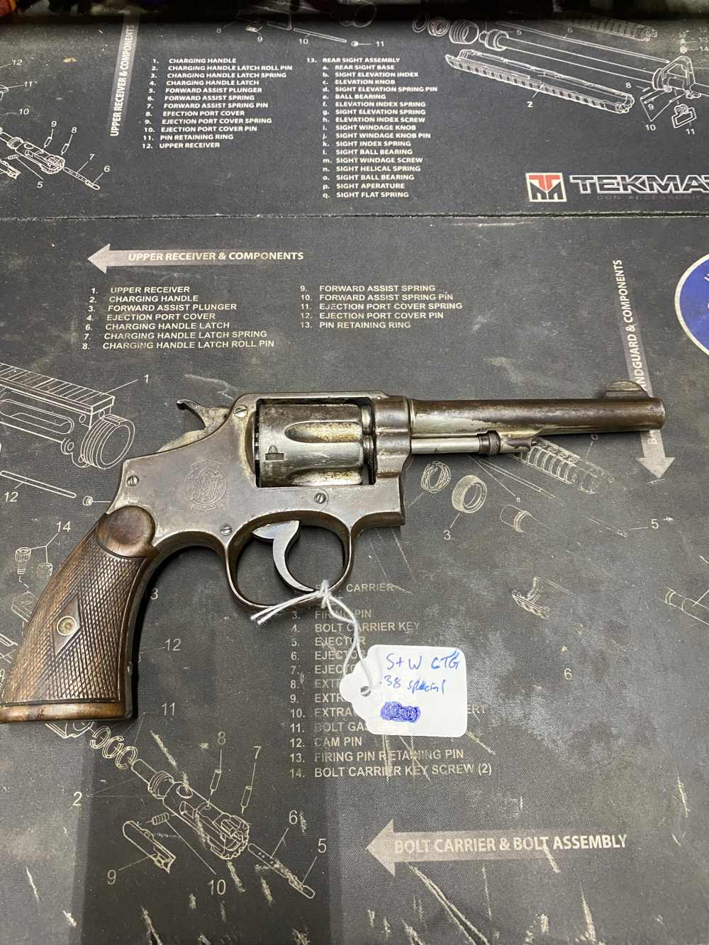 Smith & Wesson s&w model 10 .38 revolver matching numbers READ-img-0