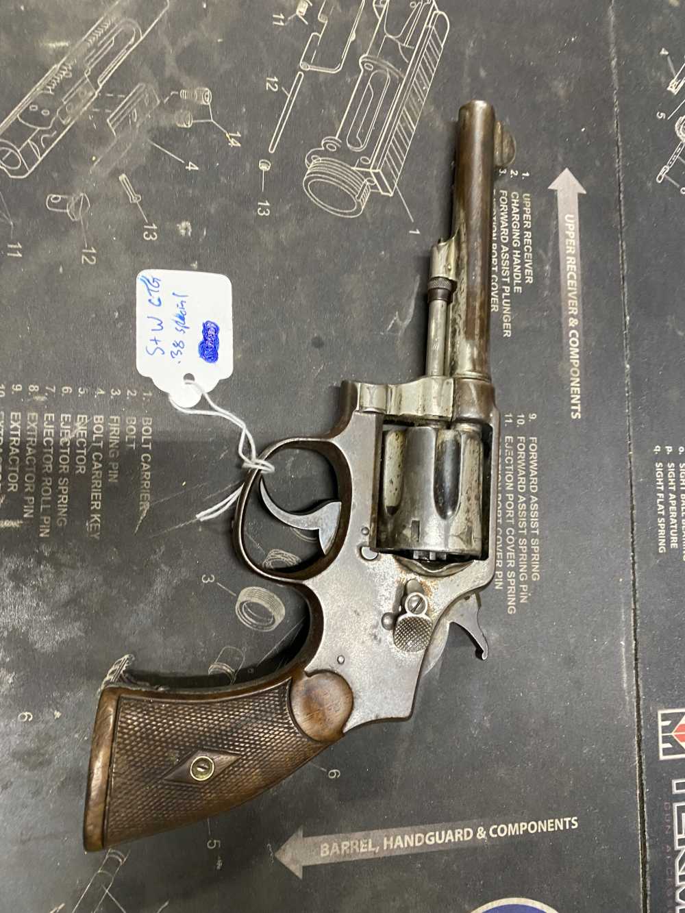 Smith & Wesson s&w model 10 .38 revolver matching numbers READ-img-7