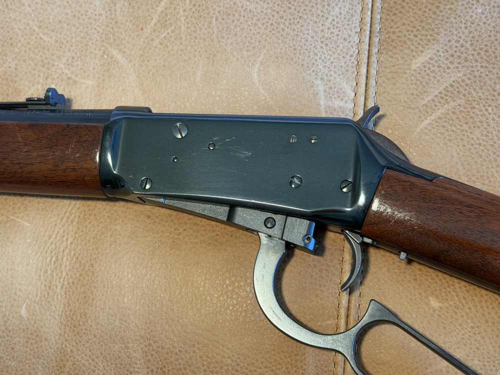 Winchester Model 1894 Carbine .30-30 Win (1979) – Excellent Condition-img-1
