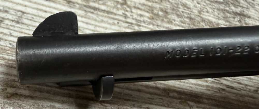 * Savage * 101-22 * 22 LR * Single Shot * C&R * -img-11