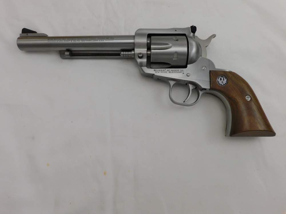 1980 Ruger Blackhawk 357 SS NIB KBN36-img-3