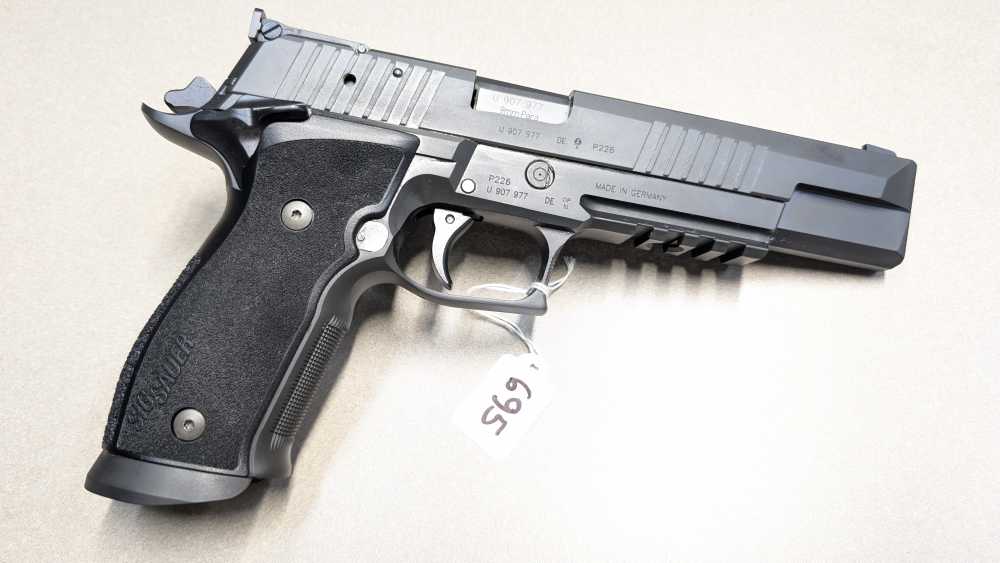 Sig Sauer P226 X Six SUPERMATCH  9mm X6 EXCELLENT xSix Germany-img-5