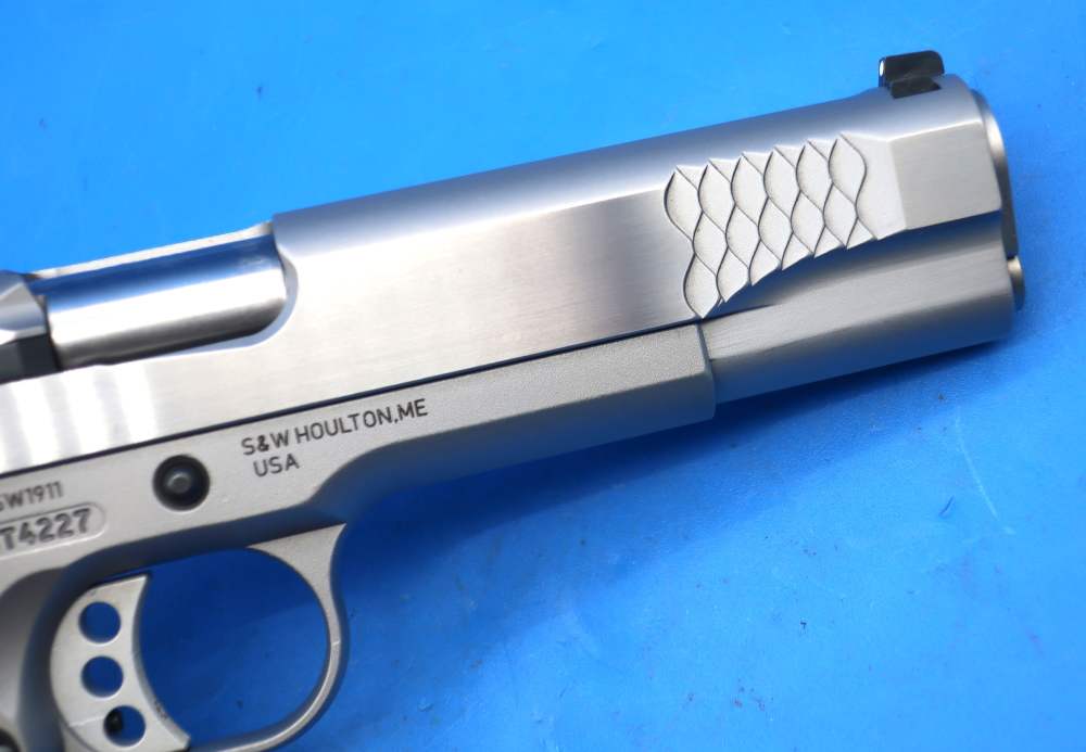Smith & Wesson SW1911 45ACP w/Case, Papers Excellent used ca. 2011 -img-14