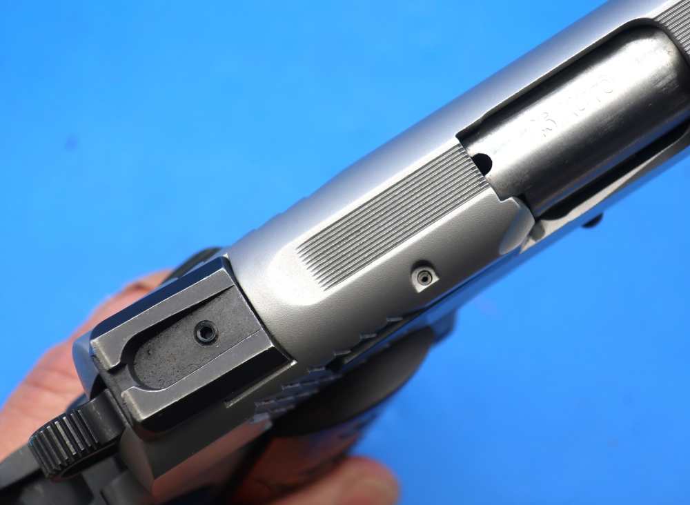 Smith & Wesson SW1911 45ACP w/Case, Papers Excellent used ca. 2011 -img-9