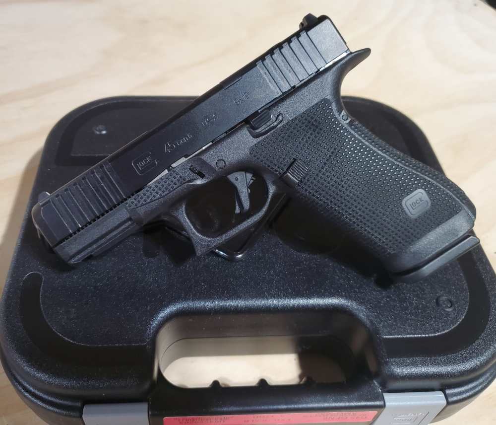NEW Glock 45 Gen 6 W/Factory Case, 3 Mags, & Accessories 9mm-img-2