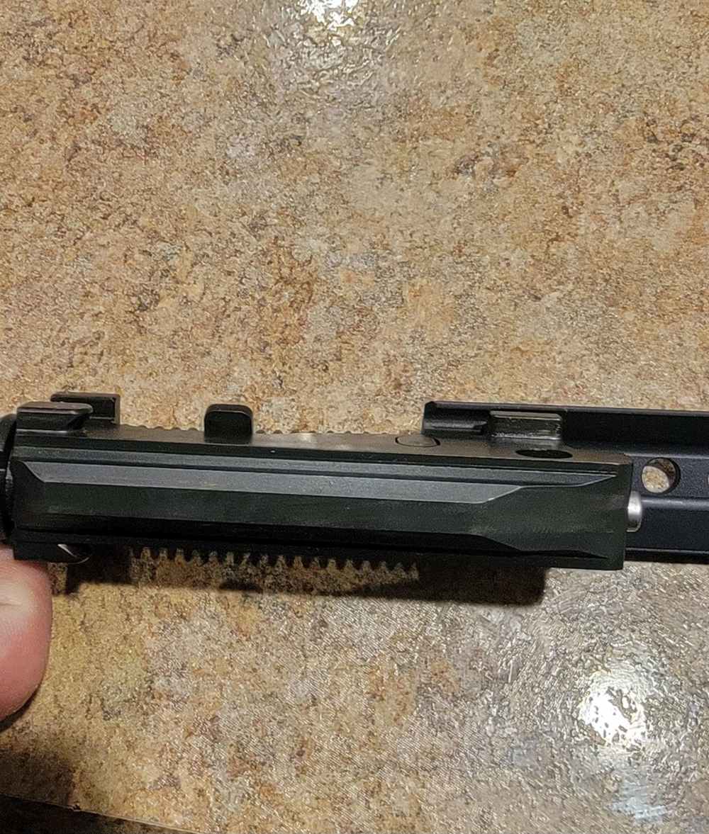 Very nice Desert Tech MDR in 7.62x51/.308, in good shape. MDRx WLVRN-img-11