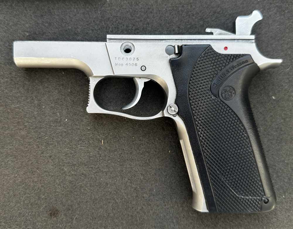 S&W 4506 Stainless No Dash 3rd-Gen Steel Frame .45 ACP, 1st-Year 1989-img-32