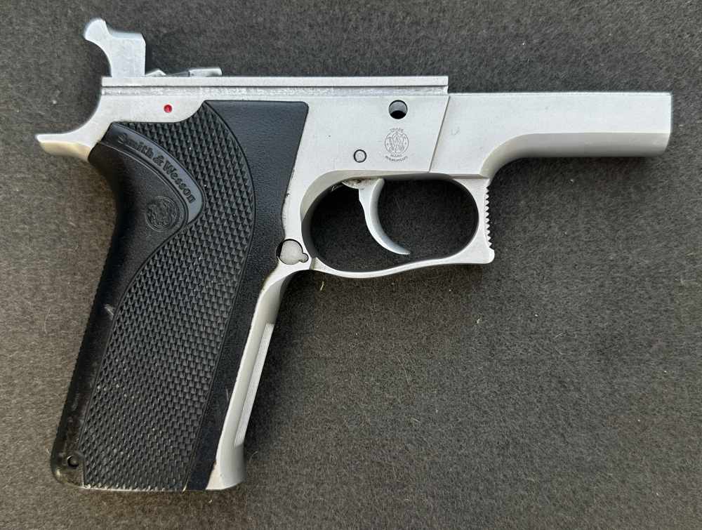 S&W 4506 Stainless No Dash 3rd-Gen Steel Frame .45 ACP, 1st-Year 1989-img-33