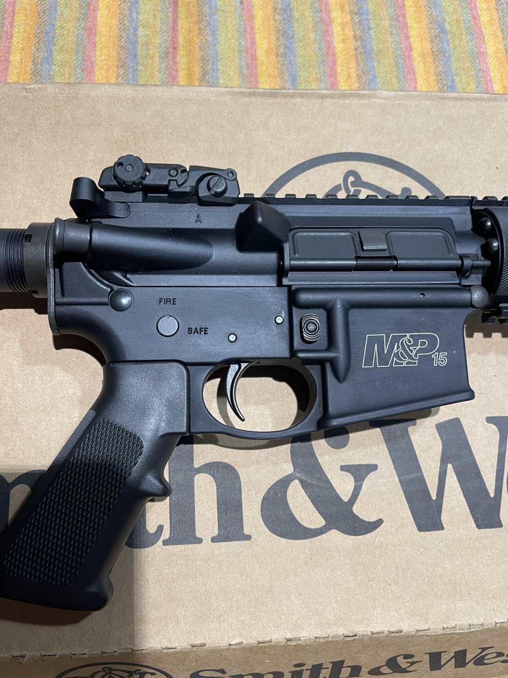Smith & Wesson M&P15 Military & Police Tactical, Magpul-Quad rail 5.56 Nato-img-9