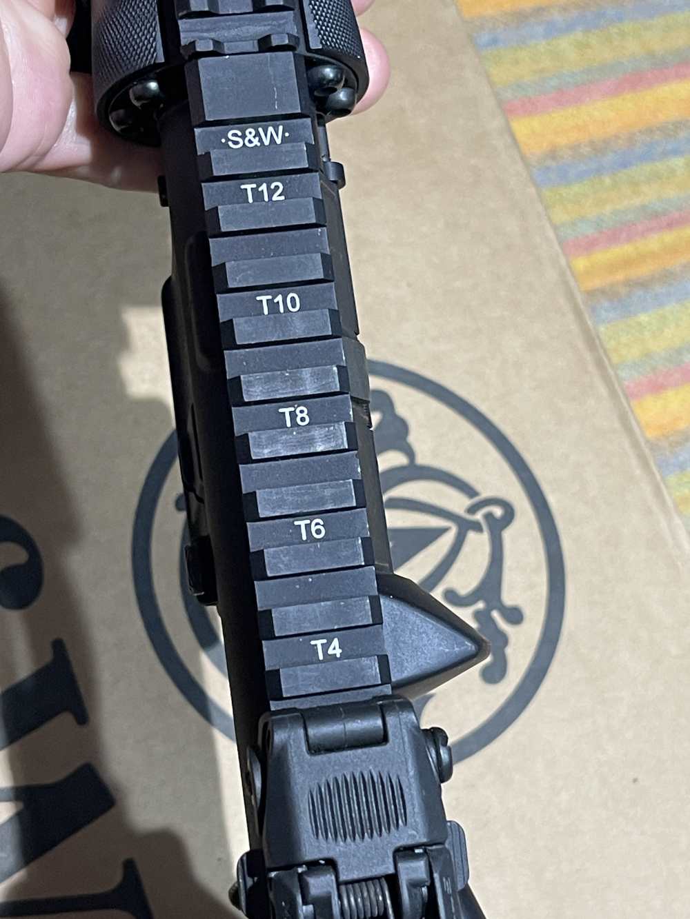 Smith & Wesson M&P15 Military & Police Tactical, Magpul-Quad rail 5.56 Nato-img-15