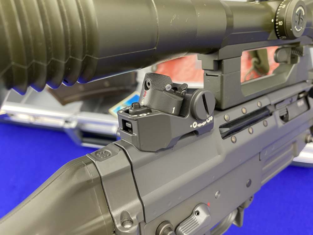 HOLY GRAIL Swiss SigArms SG550-1SP DMR Pre-Ban 5.56 *1 OF ONLY 50 IMPORTED*-img-73