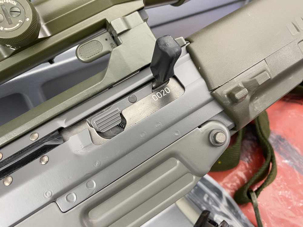 HOLY GRAIL Swiss SigArms SG550-1SP DMR Pre-Ban 5.56 *1 OF ONLY 50 IMPORTED*-img-55