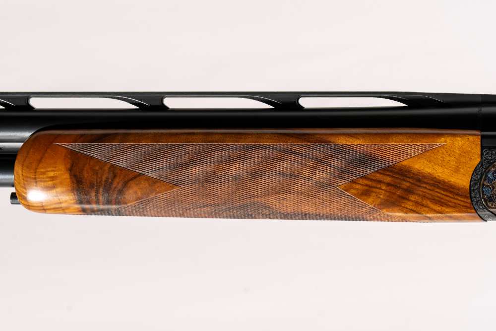 Caesar Guerini Magnus Ascent Sporting Limited 12 GA 32 IN Left Hand ADJ-img-7