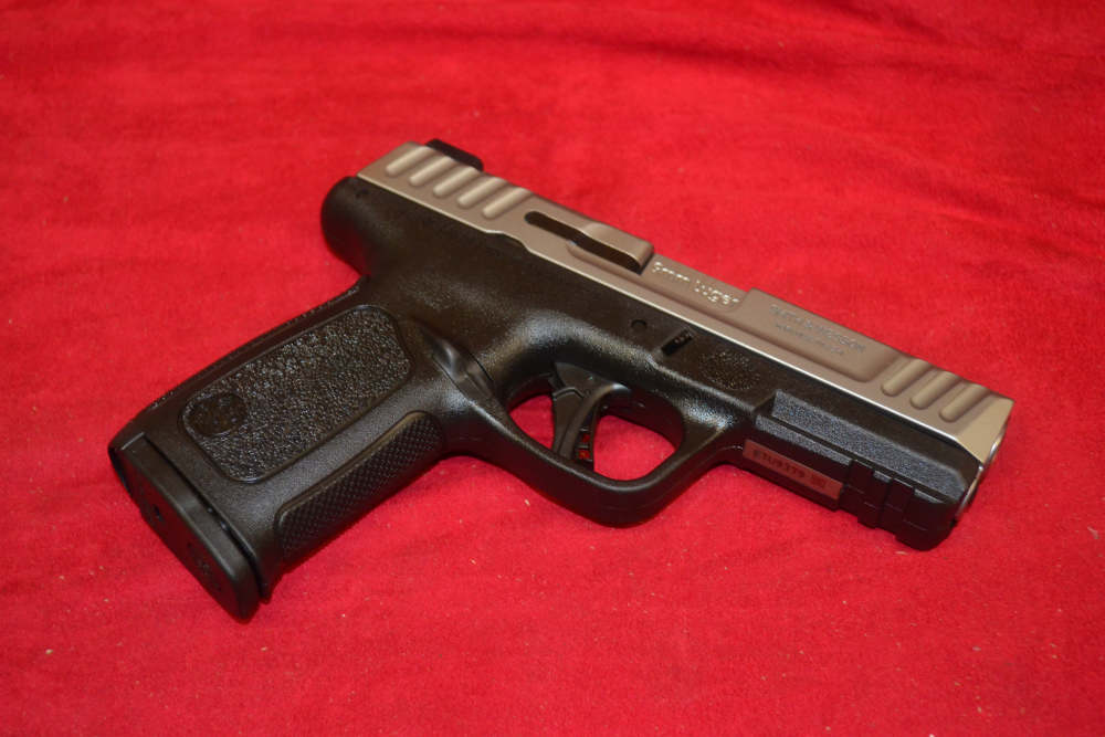 Smith & Wesson SD9 2.0 Savior Bundle 9mm 4"Barrel w/Range Bag New.-img-3