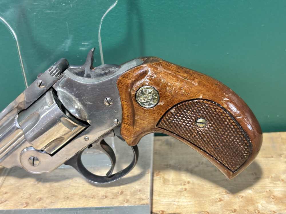 US Revolver Co .38 S&W Top Break Nickel Revolver Target Grip -img-8