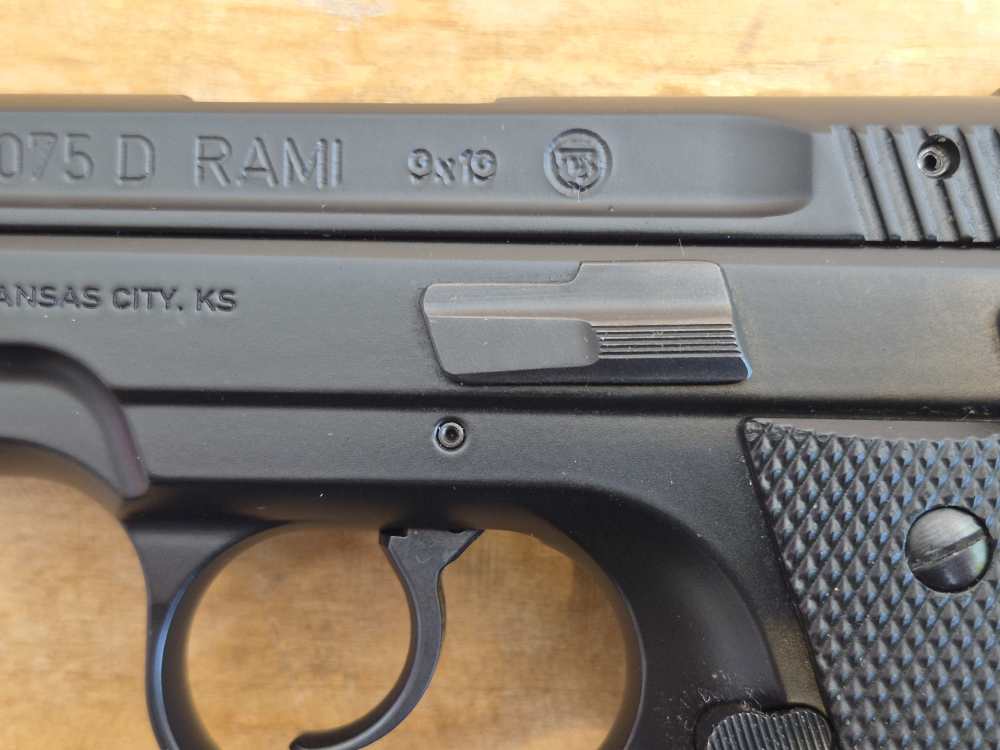 CZ 2075D RAMI 9mm 3" 2 Mags Orig Case DA/SA 91754-img-10