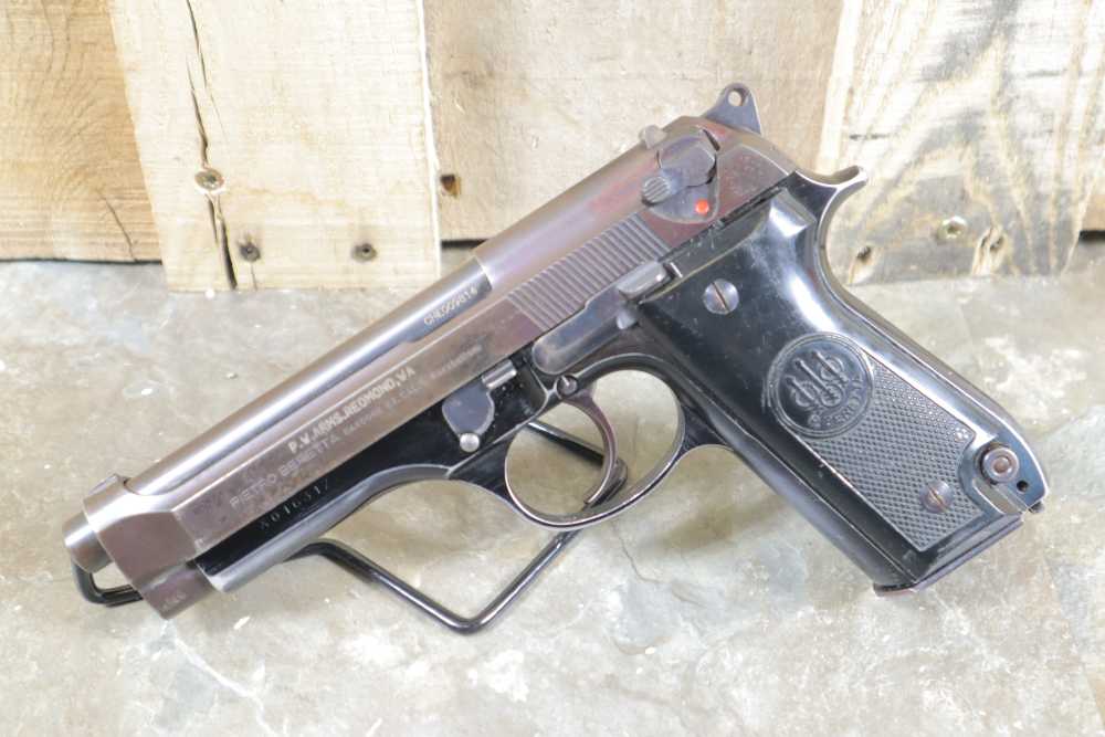 Collectible Beretta Model 92S .9X19MM Penny Bid NO RESERVE-img-2