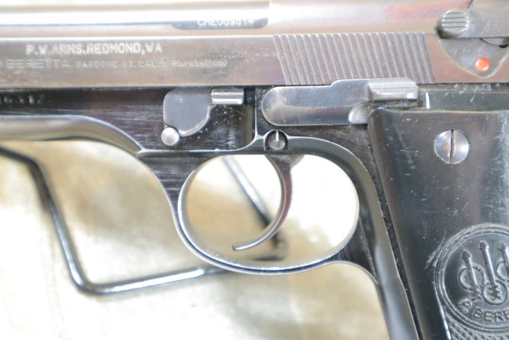 Collectible Beretta Model 92S .9X19MM Penny Bid NO RESERVE-img-19