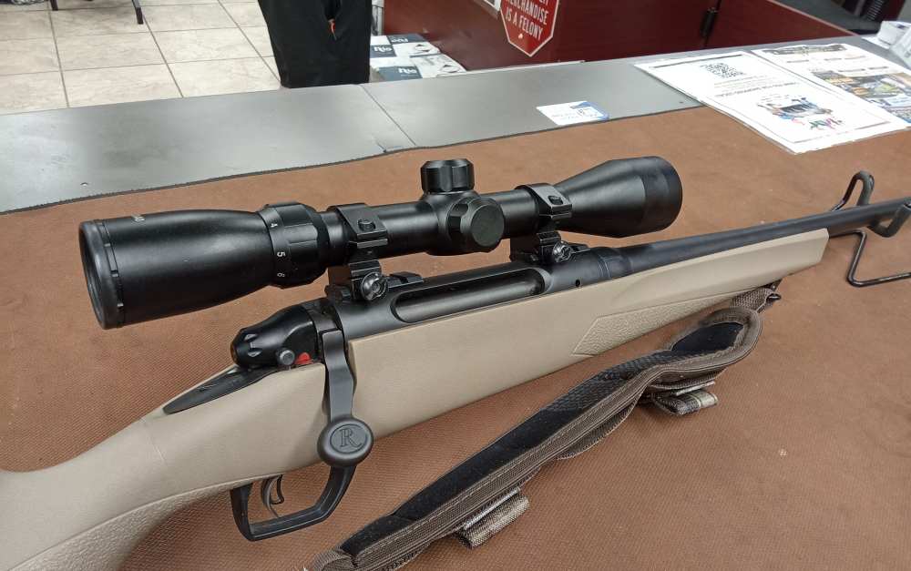 Remington 783 270 rifle w/ scope -img-1
