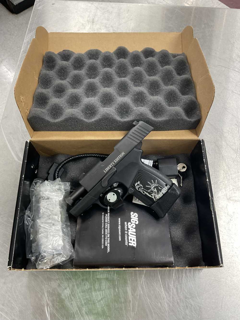 Sig P290rs LIMITED EDITION LIBERTY NEW CONDITION -img-3